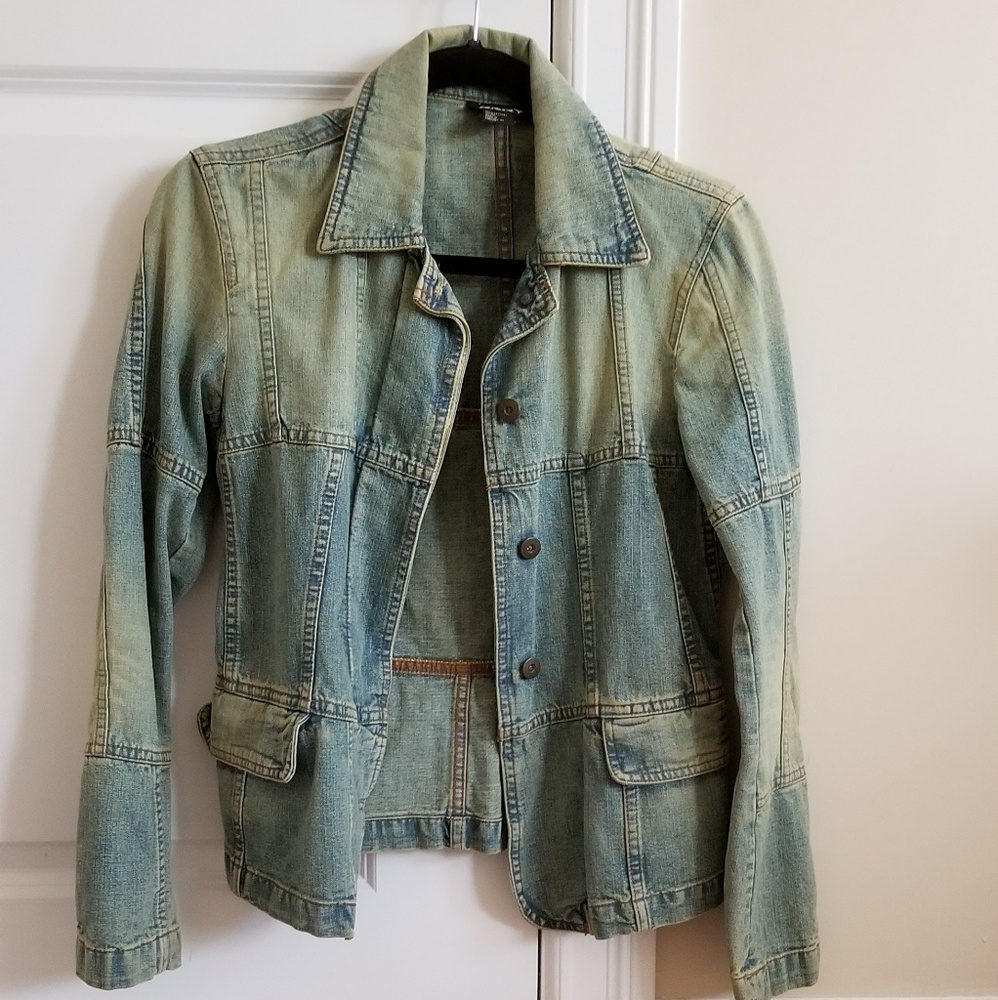 Women DKNY vintage denim jean jacket